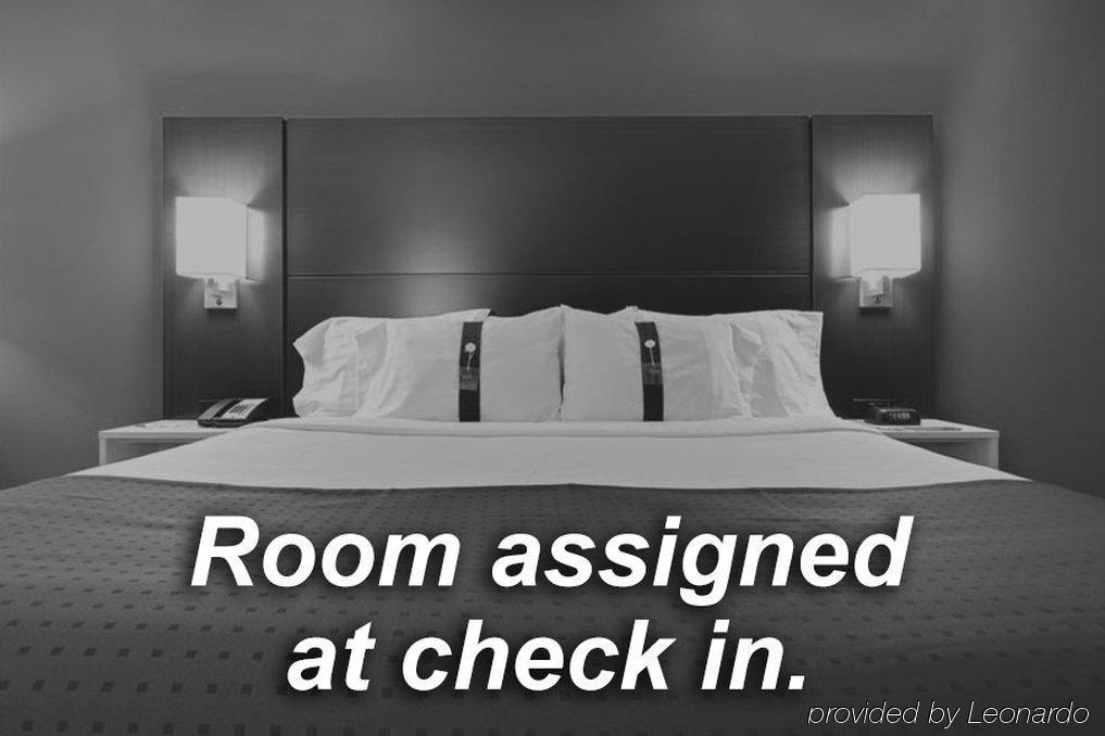 Holiday Inn Hotel & Suites Owatonna Extérieur photo