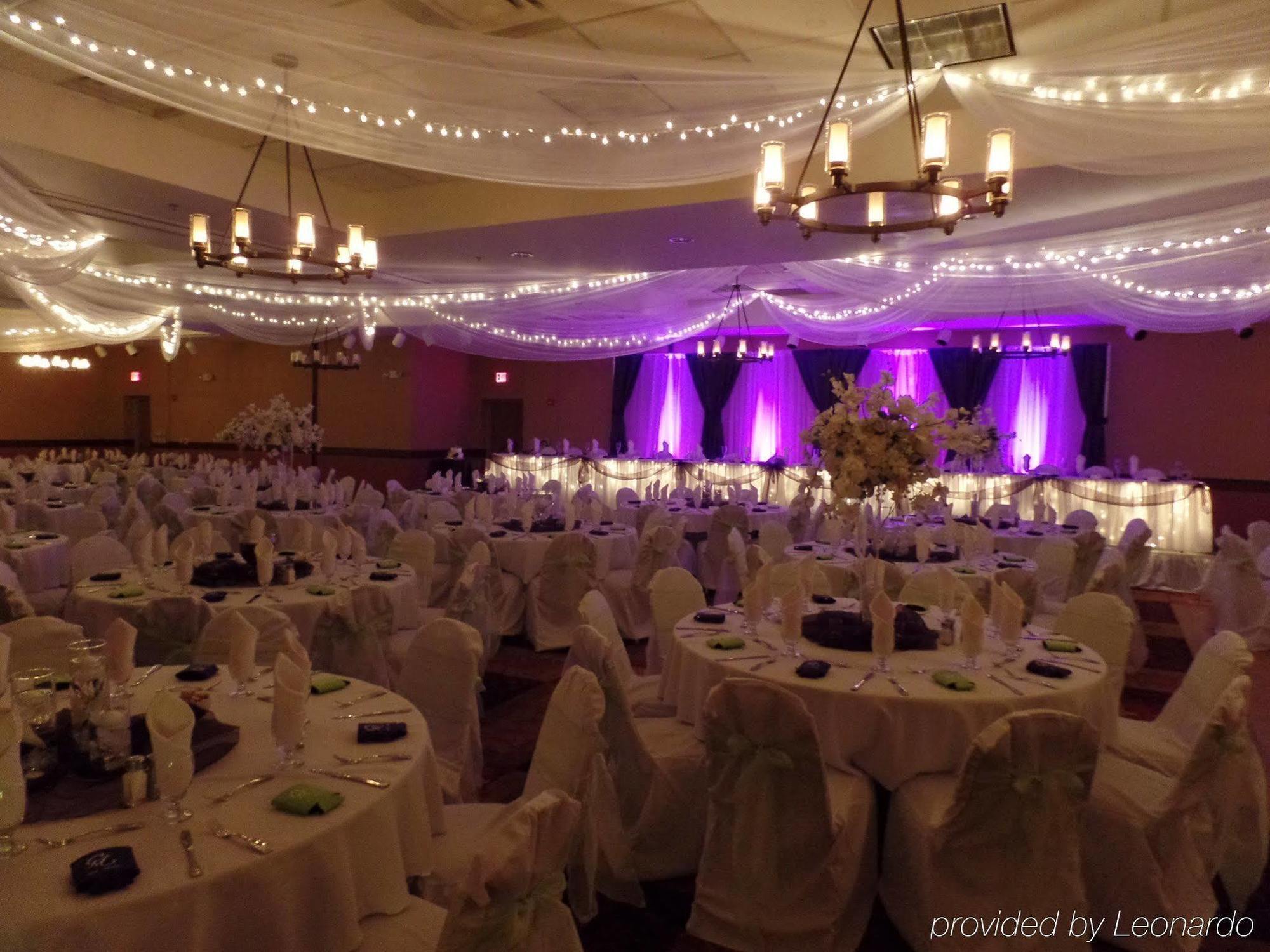 Holiday Inn Hotel & Suites Owatonna Extérieur photo