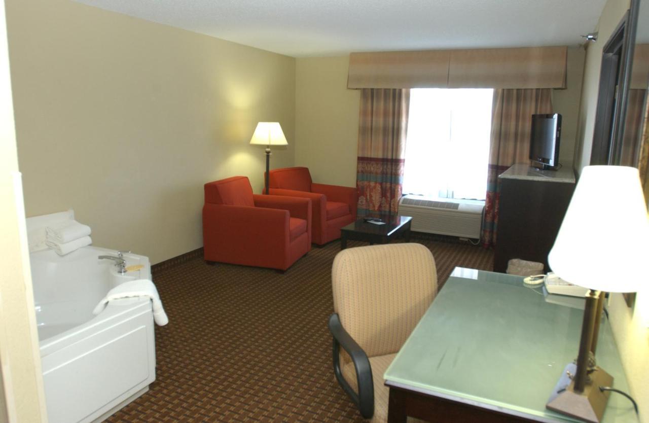 Holiday Inn Hotel & Suites Owatonna Extérieur photo