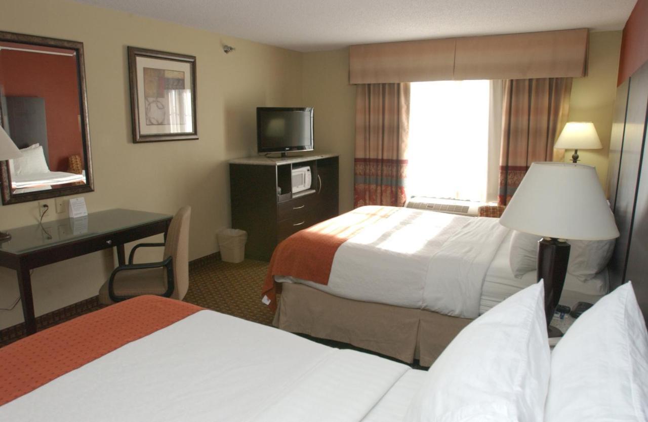 Holiday Inn Hotel & Suites Owatonna Chambre photo